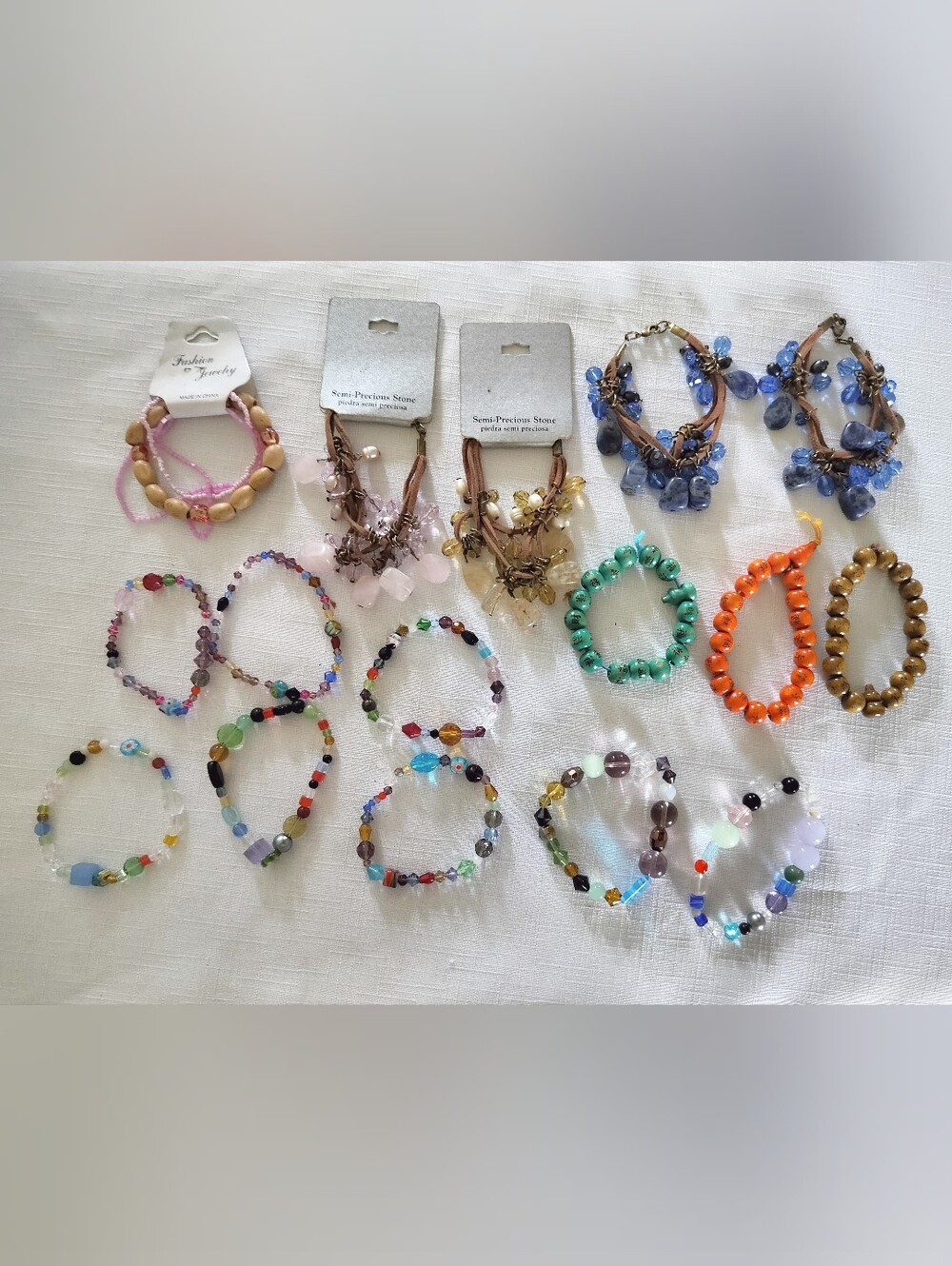 Mix Lot of 16 New Costume Bracelets Prescious Stones, Wooden & Plastic Beads.